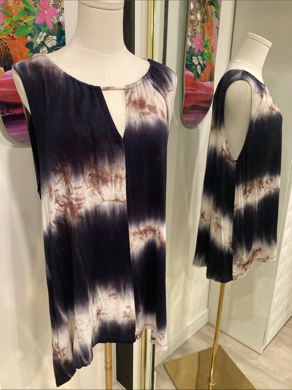 Sleeveless Tie-Dye Keyhole Tank Top - Black, White & Brown